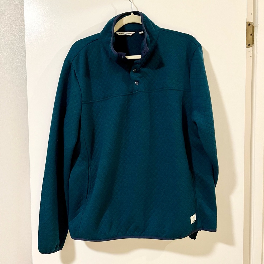 Mountain And Isles Quilted Snap Pullover NWOT